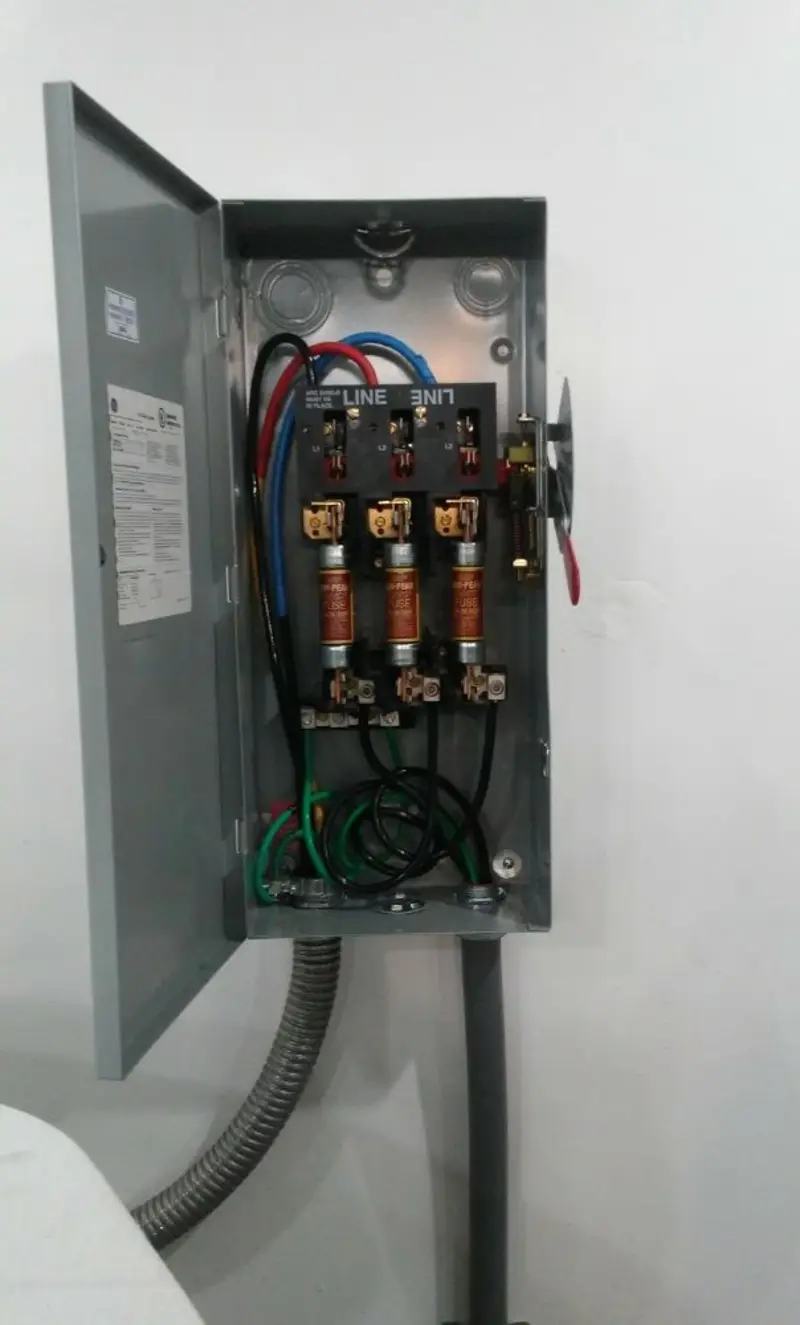 Three-phase disconnect switch installed for Electrical Wiring & Rewiring in Frederickson